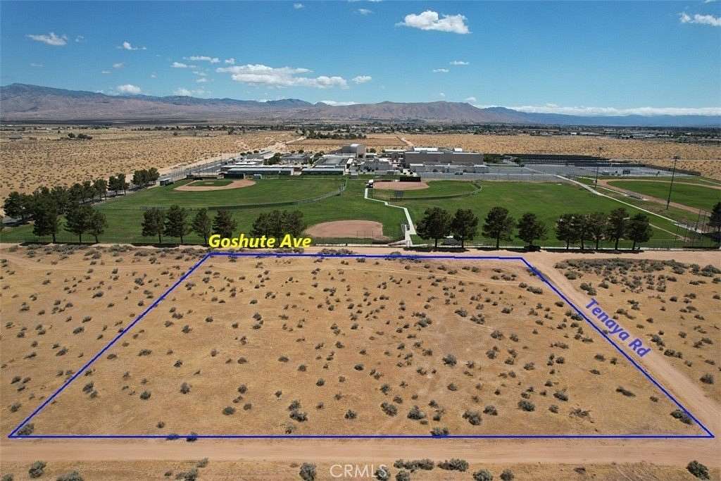 2 Acres of Residential Land for Sale in Apple Valley, California