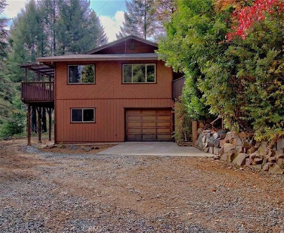 6.3 Acres of Land with Home for Sale in Magalia, California