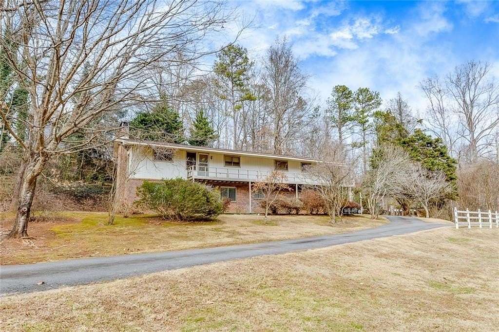 10 Acres of Land with Home for Sale in Kennesaw, Georgia
