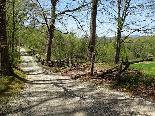 3.13 Acres of Residential Land for Sale in Topton, North Carolina