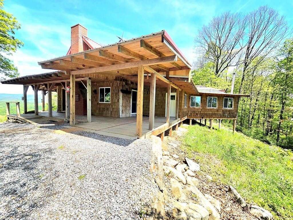 119 Acres of Recreational Land with Home for Sale in Robbinsville, North Carolina