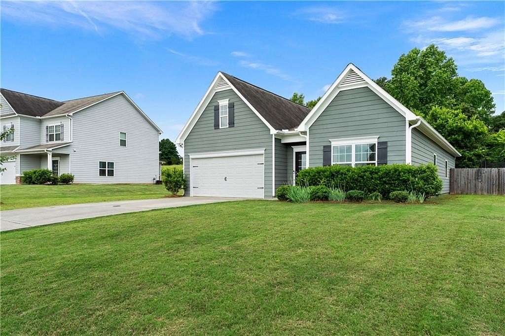 27 Acres of Land with Home for Sale in Adairsville, Georgia