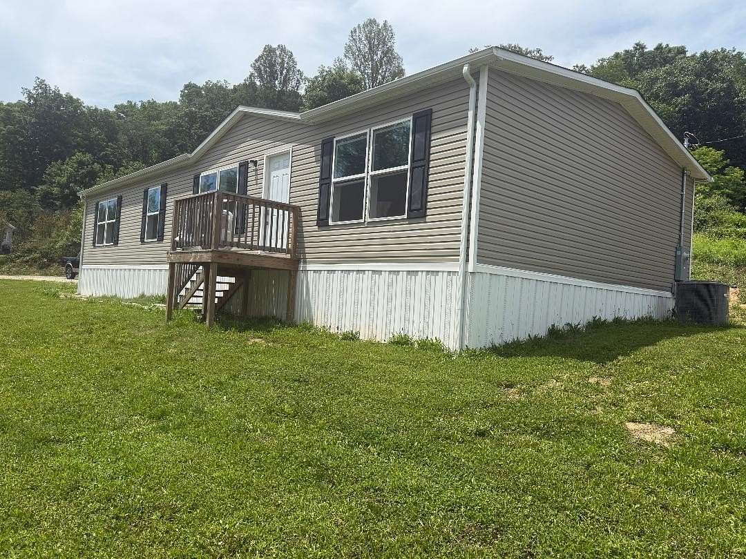 3.34 Acres of Land with Home for Sale in Kenova, West Virginia