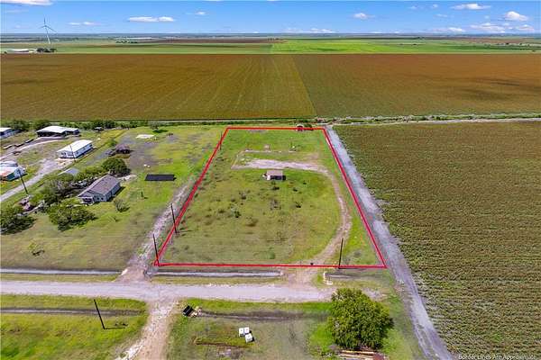 2 Acres of Residential Land for Sale in Taft, Texas