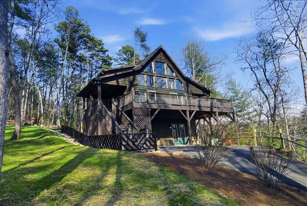 1.72 Acres of Land with Home for Sale in Murphy, North Carolina