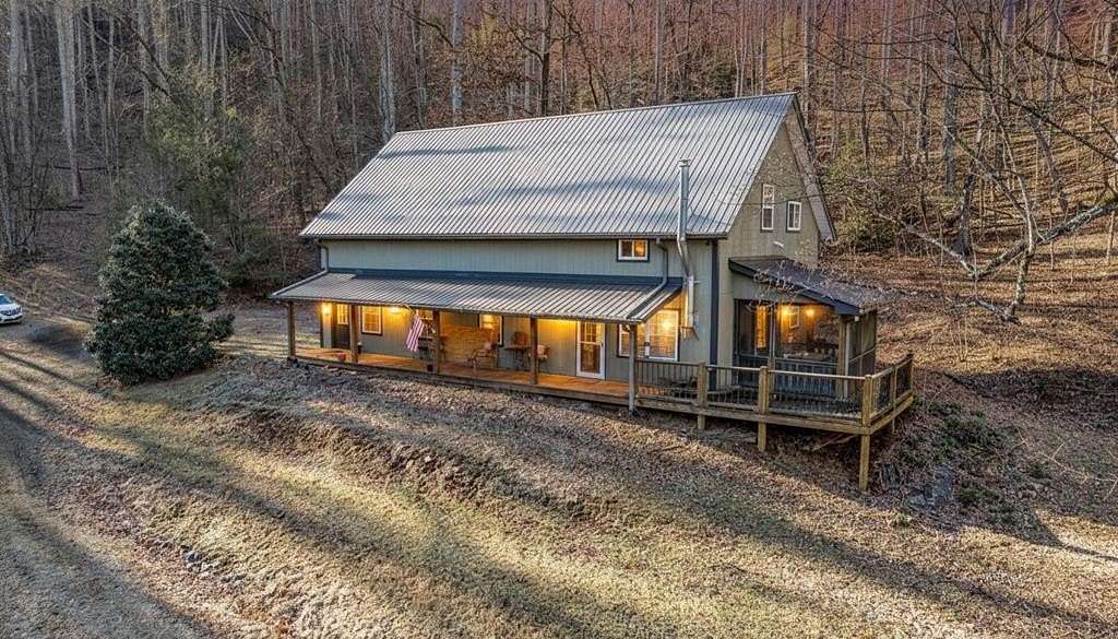 20.6 Acres of Land with Home for Sale in Murphy, North Carolina