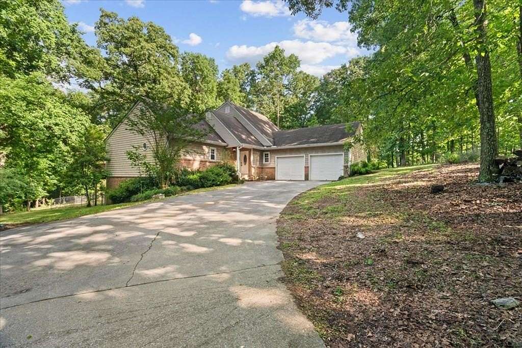 1.53 Acres of Land with Home for Sale in Cohutta, Georgia