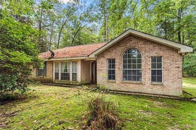 2.5 Acres of Land with Home for Sale in Covington, Louisiana