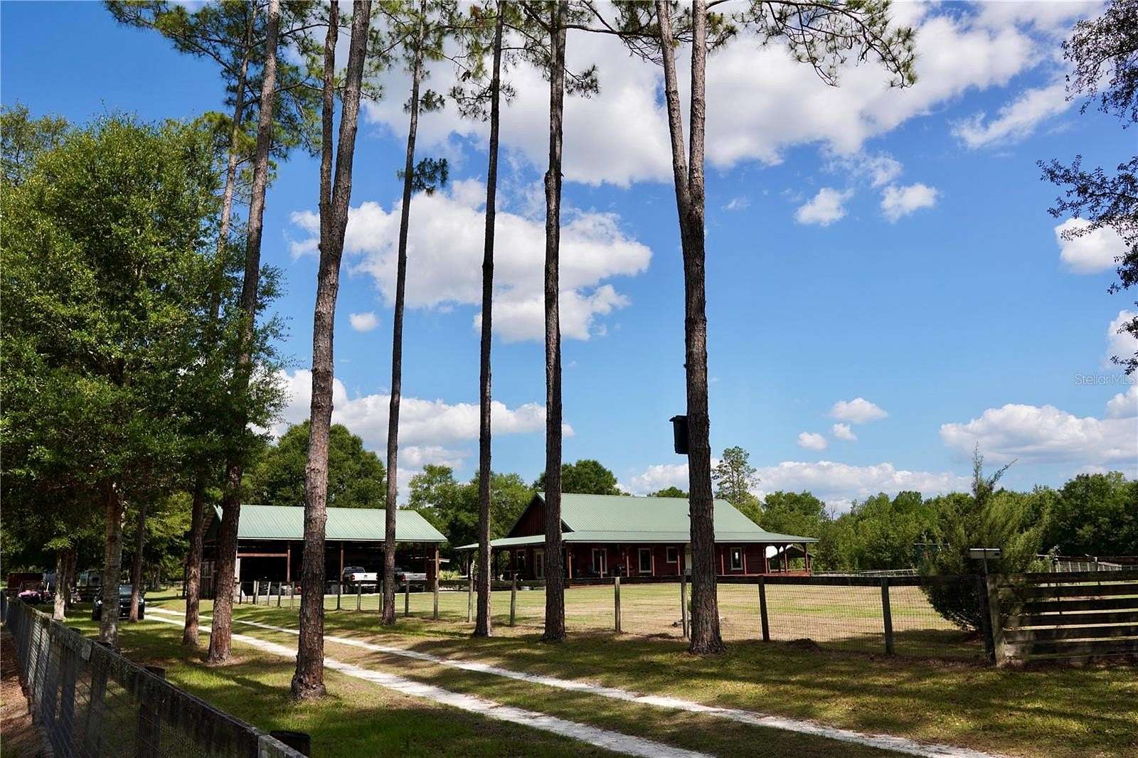 20 Acres of Agricultural Land with Home for Sale in Williston, Florida