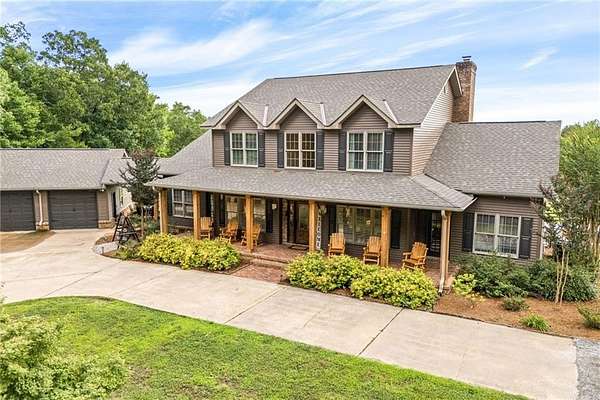 21 Acres of Recreational Land with Home for Sale in Opelika, Alabama