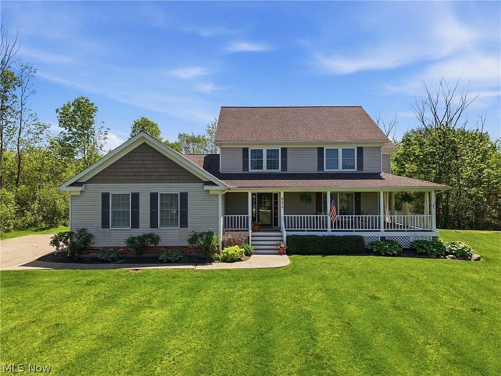 2.62 Acres of Land with Home for Sale in Chagrin Falls, Ohio