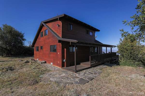 5.58 Acres of Land with Home for Sale in Tehachapi, California