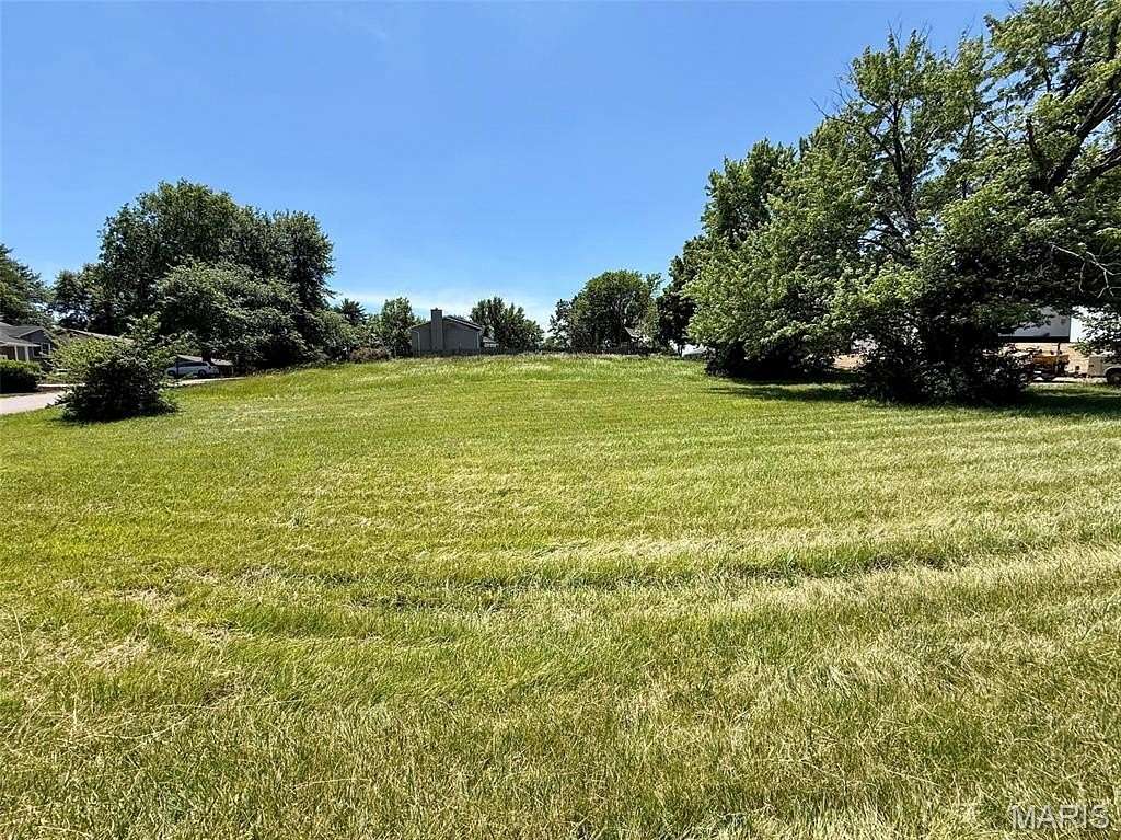 0.12 Acres of Commercial Land for Sale in Edwardsville, Illinois