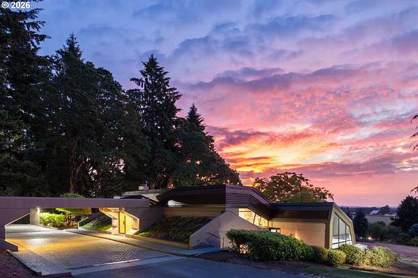 4.34 Acres of Land with Home for Sale in Tualatin, Oregon