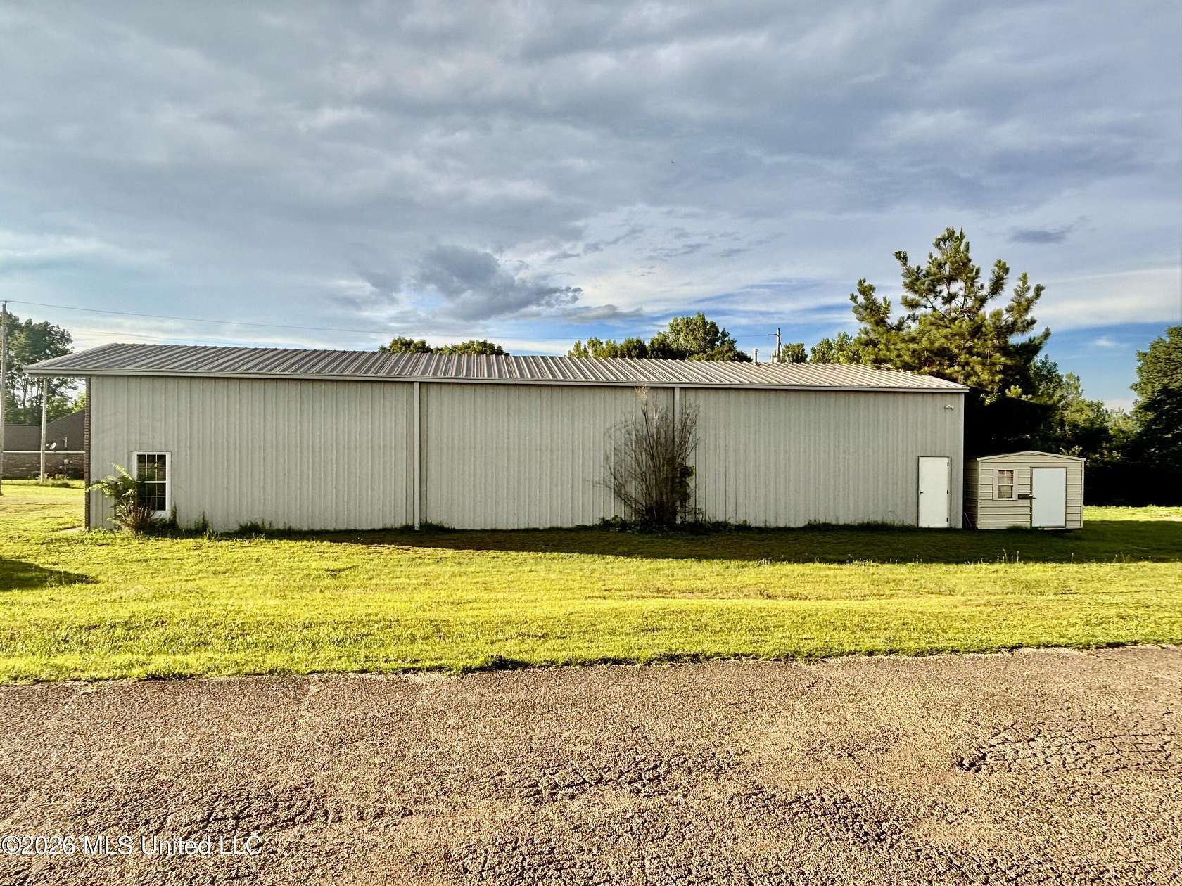 2 Acres of Improved Commercial Land for Sale in Guntown, Mississippi