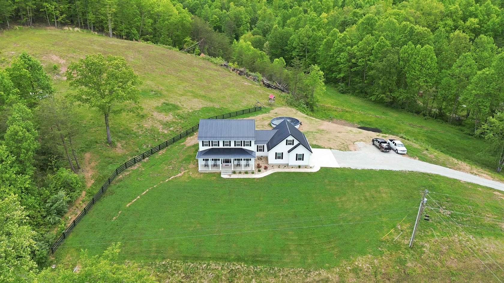 24 Acres of Land with Home for Sale in Manchester, Kentucky