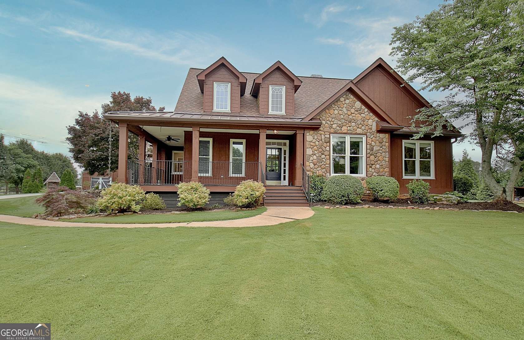 5 Acres of Land with Home for Sale in Senoia, Georgia