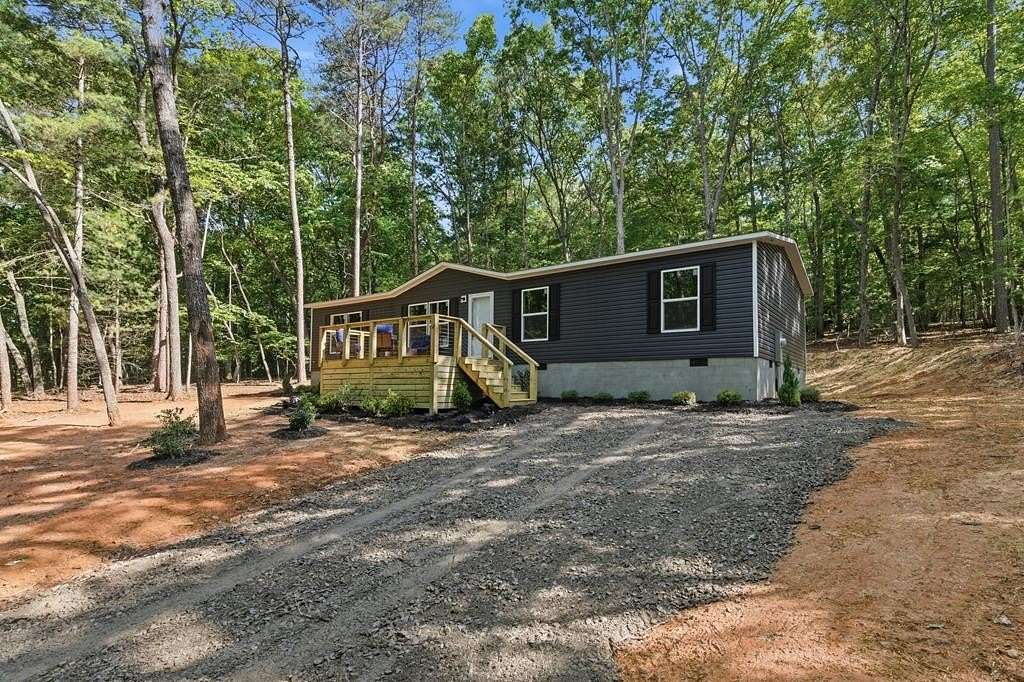 1.52 Acres of Land with Home for Sale in Blairsville, Georgia