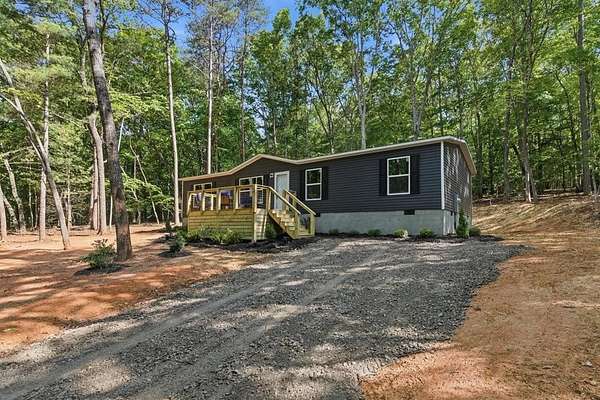 1.52 Acres of Land with Home for Sale in Blairsville, Georgia