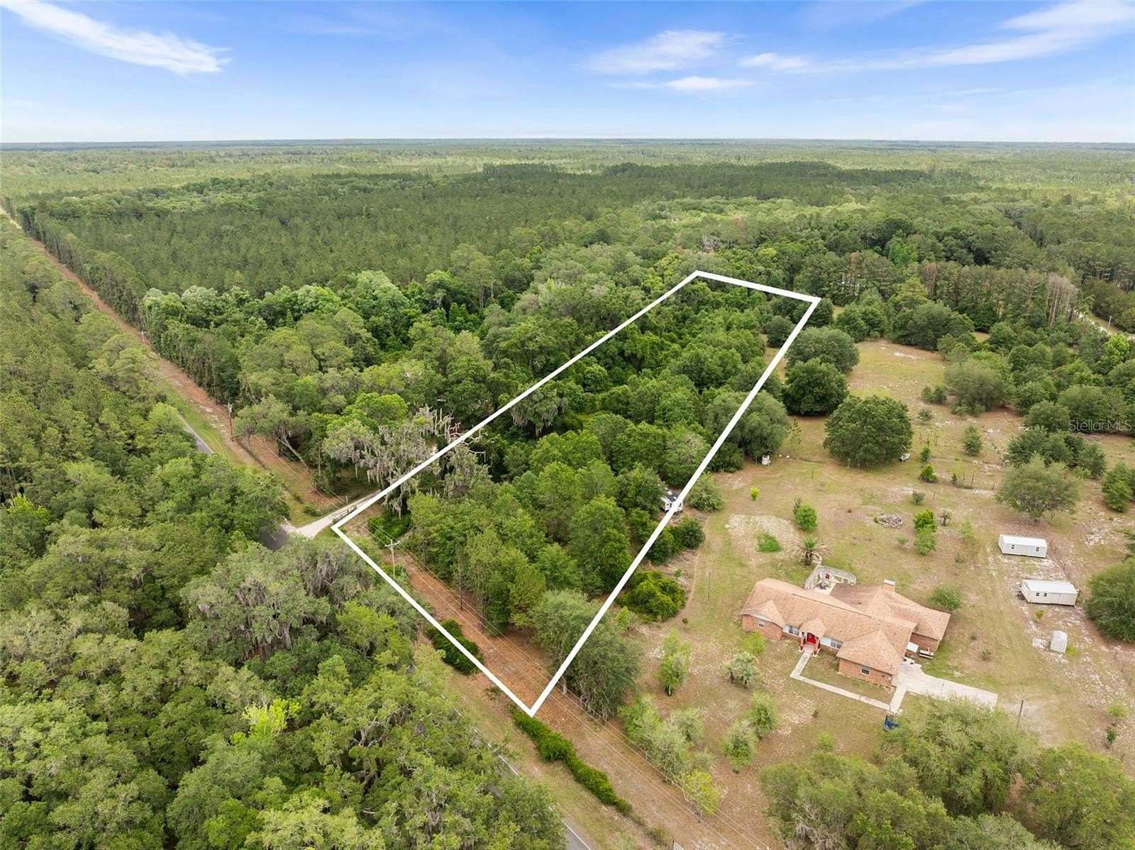 5 Acres of Residential Land for Sale in Gainesville, Florida