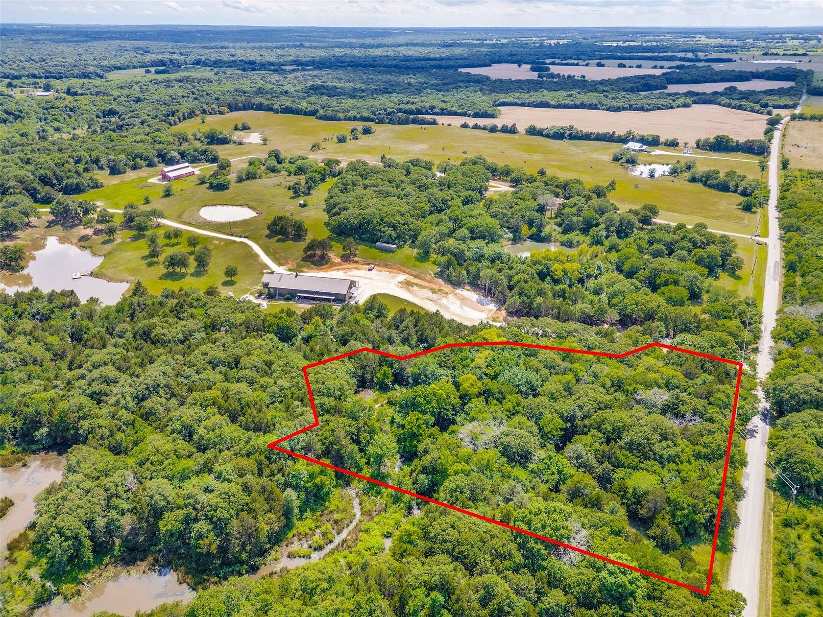 3.17 Acres of Residential Land for Sale in Whitesboro, Texas