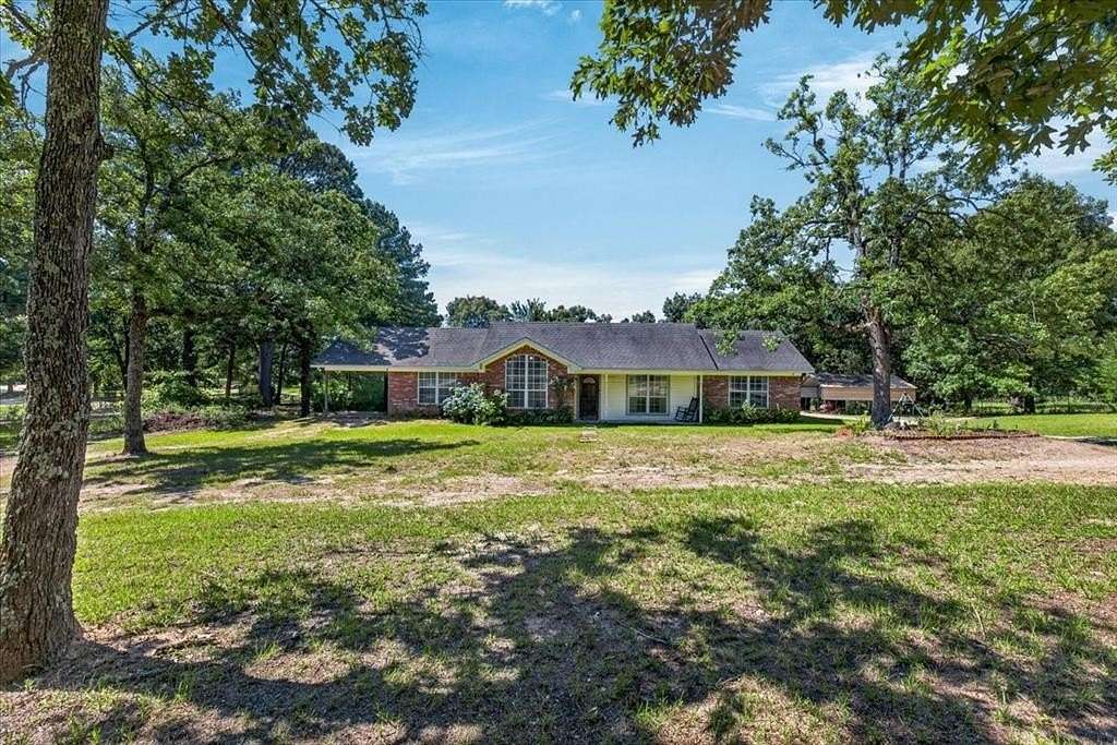 2 Acres of Land with Home for Sale in Brownsboro, Texas