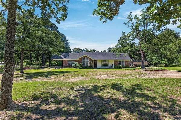 2 Acres of Land with Home for Sale in Brownsboro, Texas