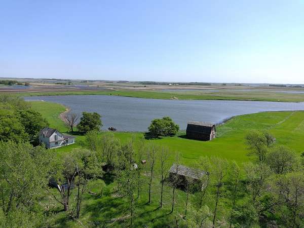 160 Acres of Land for Sale in Roslyn, South Dakota