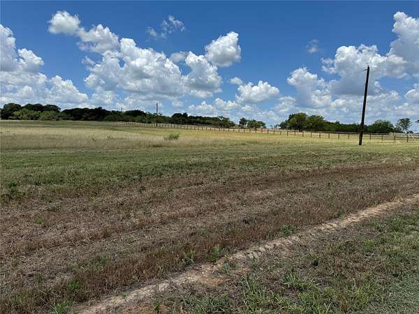 2.46 Acres of Residential Land for Sale in Bridgeport, Texas