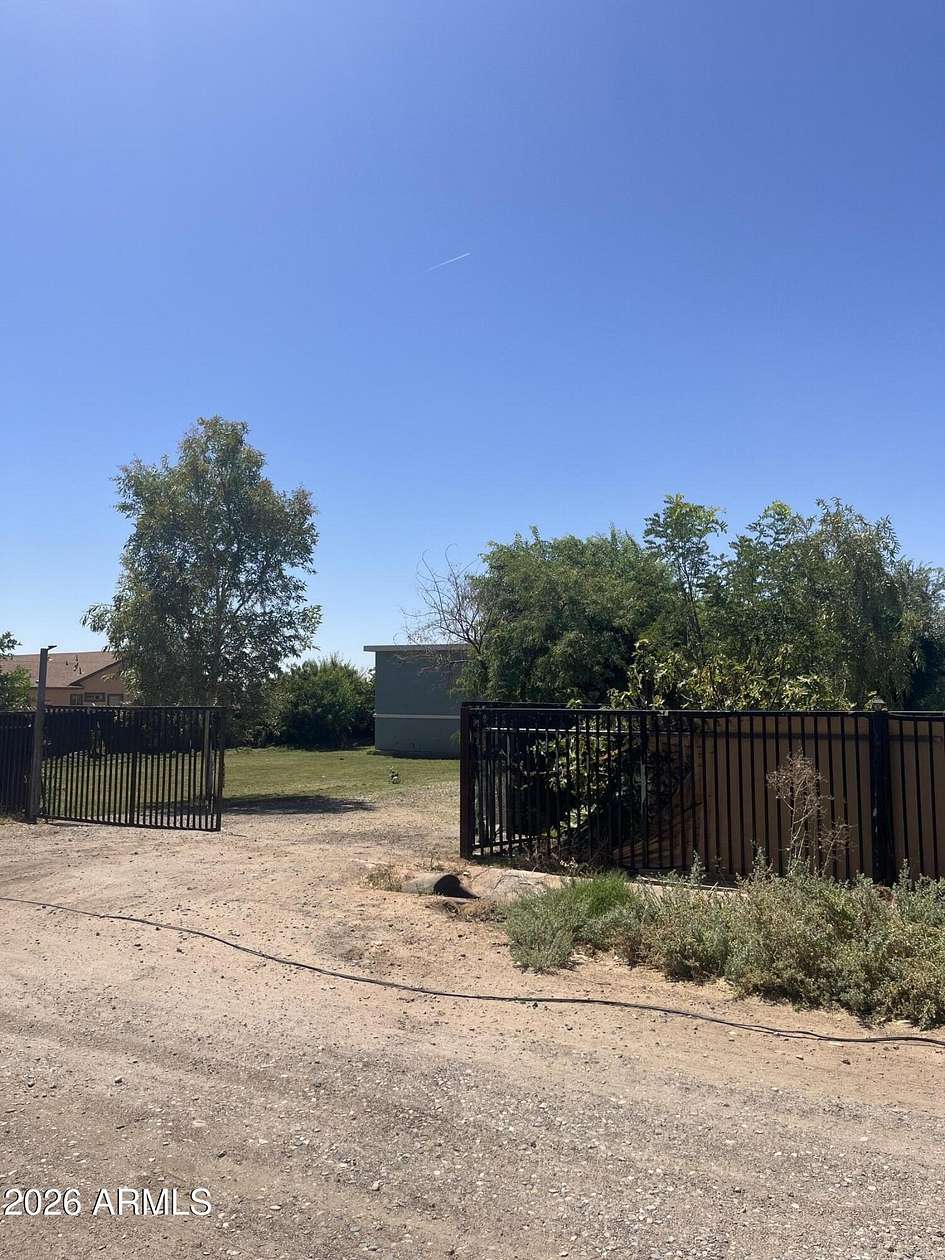 1 Acre of Residential Land for Sale in Litchfield Park, Arizona