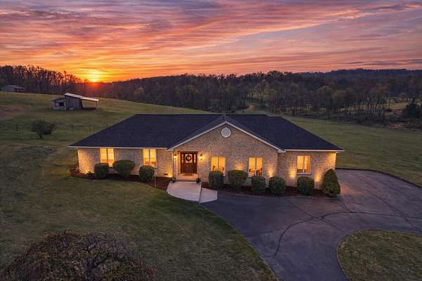 16.6 Acres of Land with Home for Sale in New Market, Virginia