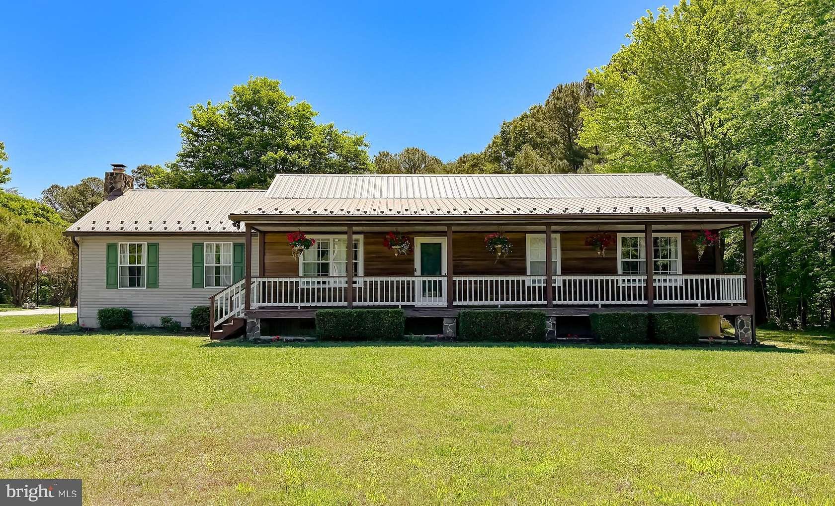 3 Acres of Land with Home for Sale in Mechanicsville, Maryland