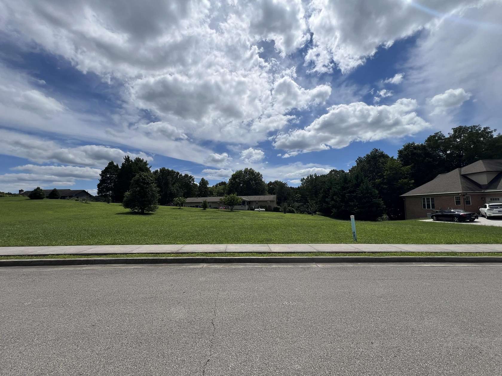 0.34 Acres of Residential Land for Sale in Morristown, Tennessee
