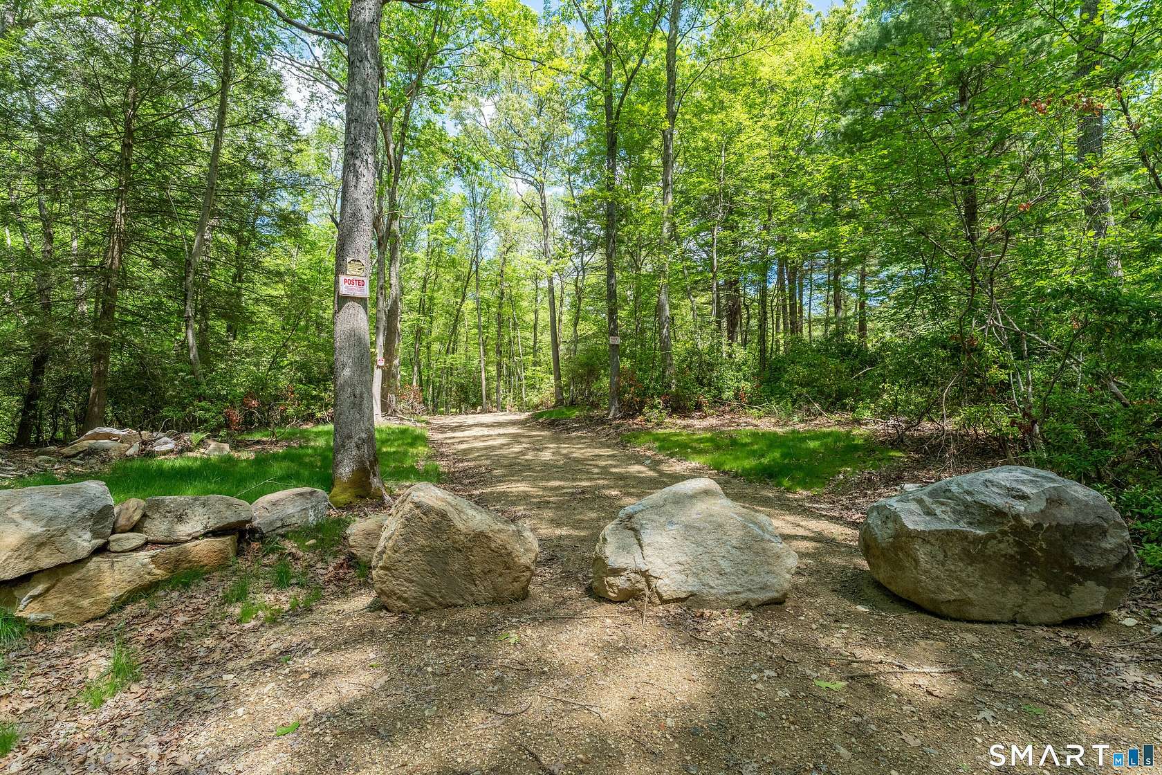 100 Acres of Recreational & Residential Land for Sale in Woodstock, Connecticut