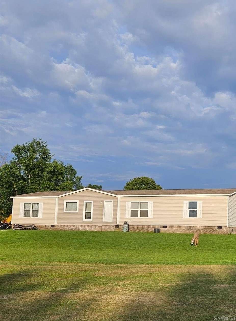 17.7 Acres of Land with Home for Sale in Damascus, Arkansas