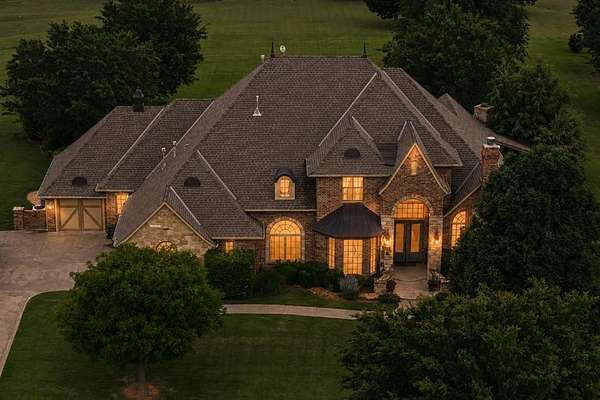 2.66 Acres of Land with Home for Sale in Edmond, Oklahoma