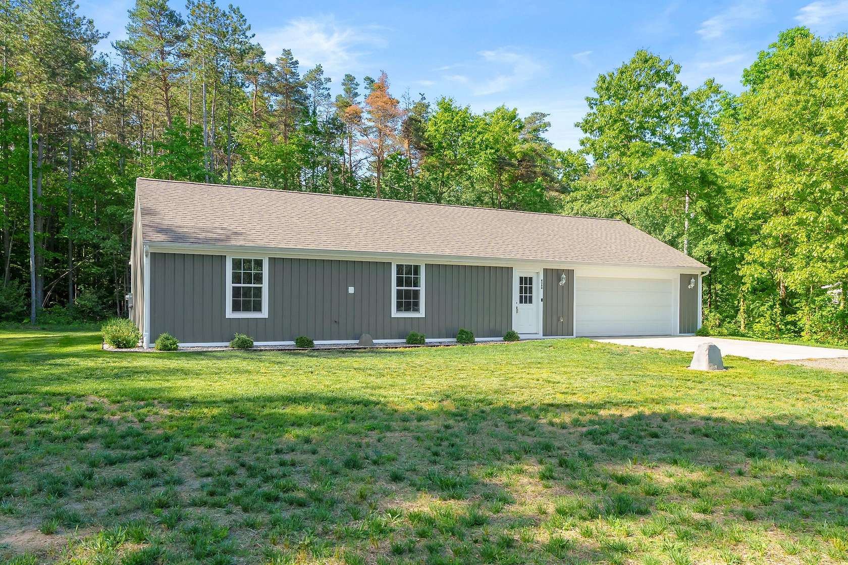 1.5 Acres of Land with Home for Sale in Allegan, Michigan
