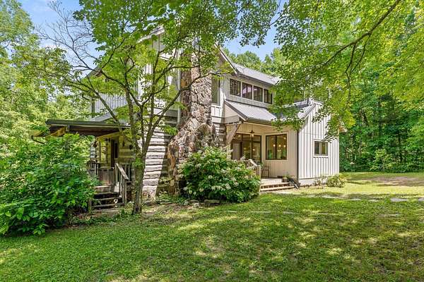6.75 Acres of Land with Home for Sale in Signal Mountain, Tennessee