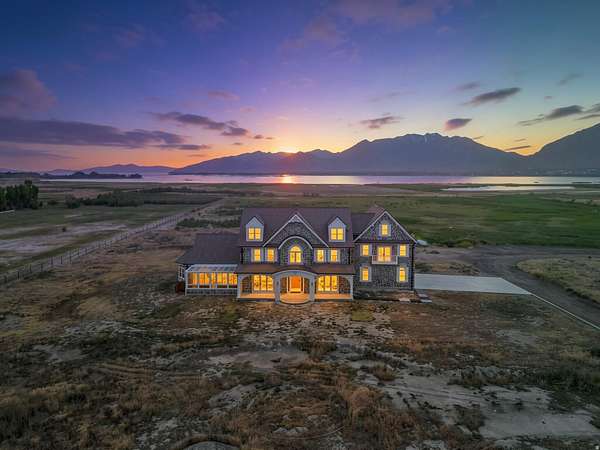 22.2 Acres of Land with Home for Sale in Spanish Fork, Utah