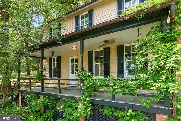 Land with Home for Lease in Lutherville, Maryland
