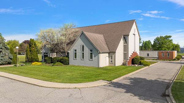 8.42 Acres of Improved Commercial Land for Sale in Sterling Heights, Michigan