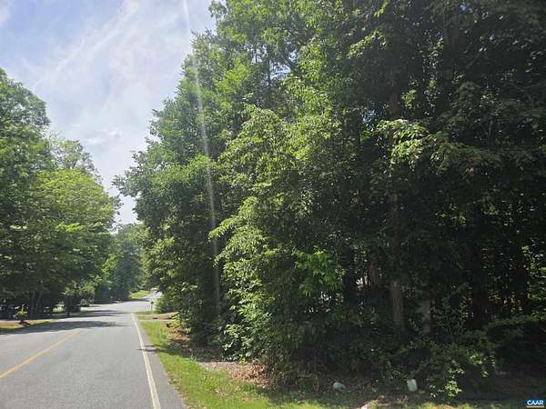 0.28 Acres of Residential Land for Sale in Palmyra, Virginia