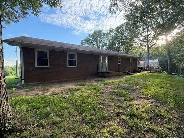 4.1 Acres of Land with Home for Sale in Greenville, Kentucky