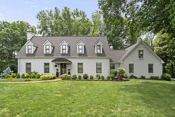 10.3 Acres of Land with Home for Sale in Dickson, Tennessee