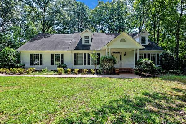 1.8 Acres of Land with Home for Sale in Jasper, Alabama