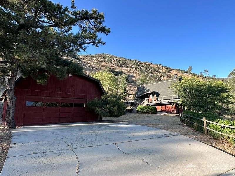 3 Acres of Land with Home for Sale in Tehachapi, California