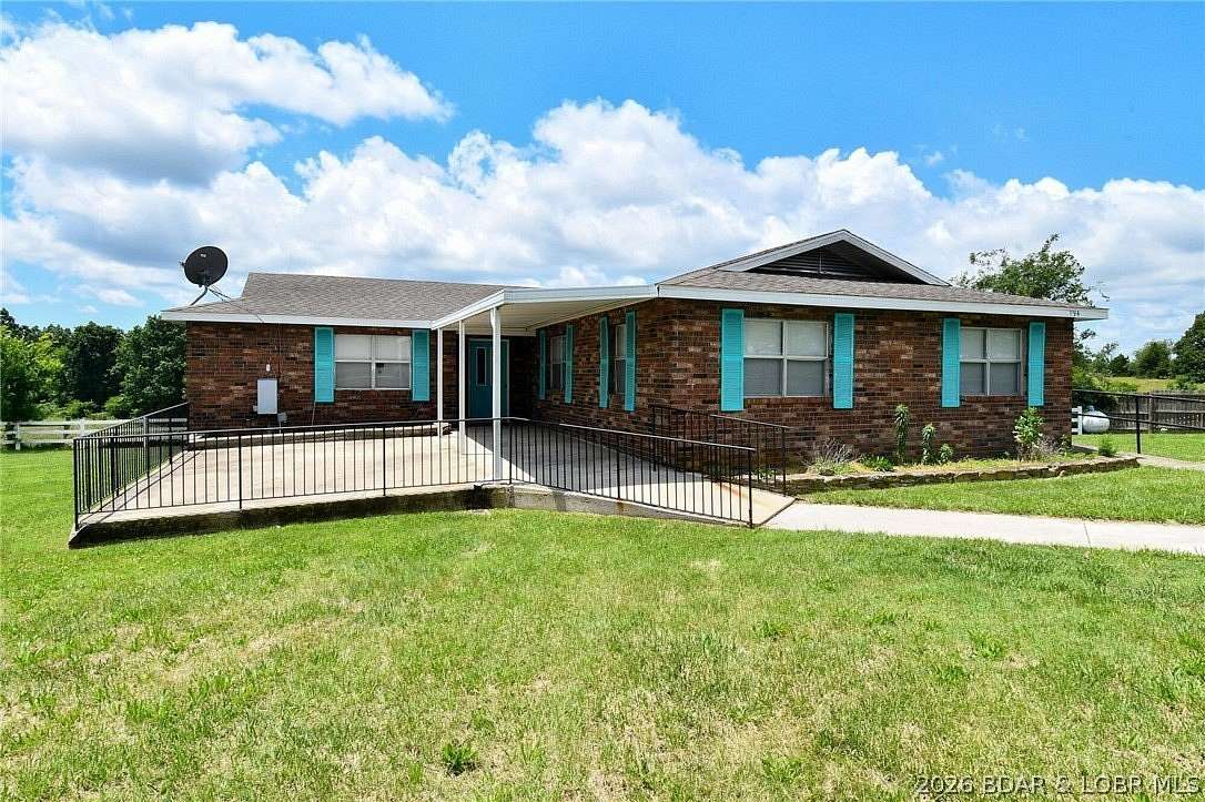 3.1 Acres of Land with Home for Sale in Marshfield, Missouri