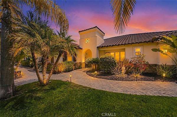 4.39 Acres of Land with Home for Sale in Fallbrook, California