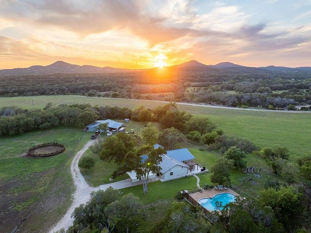 7.1 Acres of Improved Land for Sale in Pipe Creek, Texas