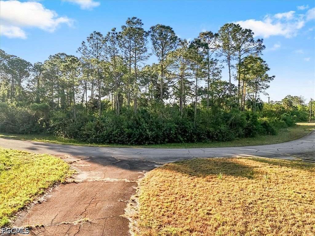 0.32 Acres of Residential Land for Sale in LaBelle, Florida
